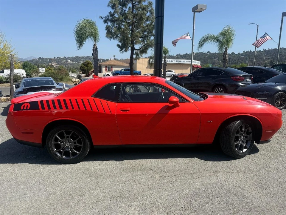 2018 Dodge Challenger 3rd Gen - Image 8 of 25