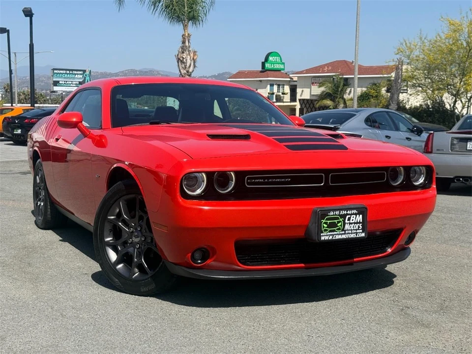 2018 Dodge Challenger 3rd Gen - Image 2 of 25