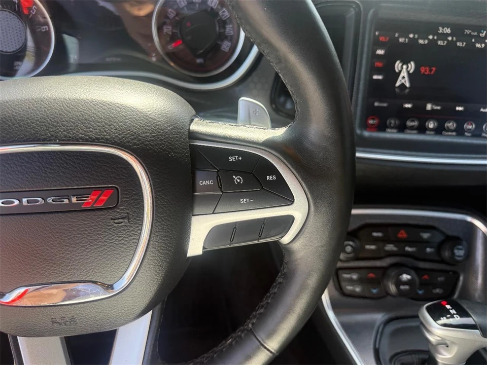2018 Dodge Challenger 3rd Gen - Image 21 of 25