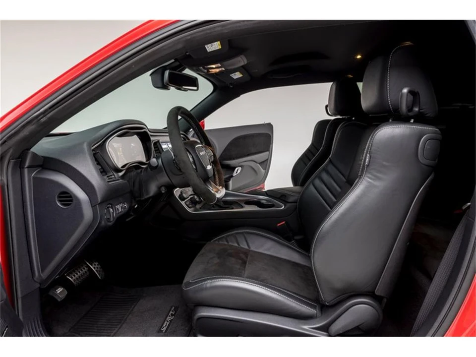 2018 Dodge Challenger 3rd Gen - Image 25 of 31