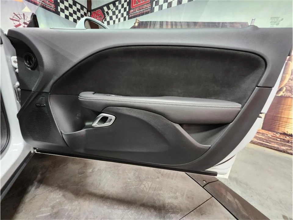 2018 Dodge Challenger 3rd Gen - Image 30 of 31