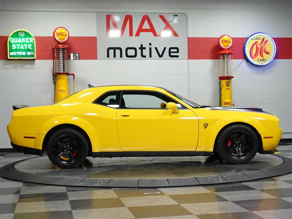 2018 Dodge Challenger 3rd Gen - Image 2 of 24
