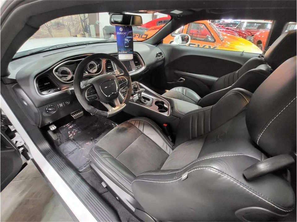 2018 Dodge Challenger 3rd Gen - Image 21 of 31