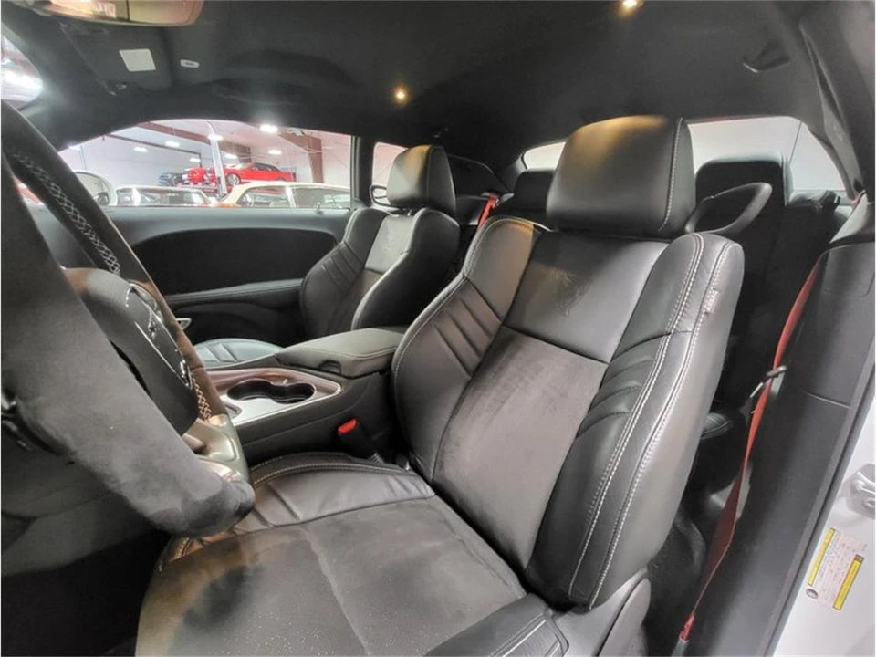 2018 Dodge Challenger 3rd Gen - Image 23 of 31