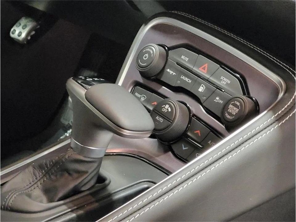 2018 Dodge Challenger 3rd Gen - Image 24 of 31