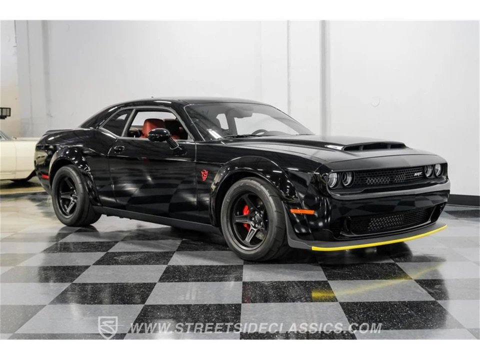 2018 Dodge Challenger 3rd Gen - Image 16 of 31