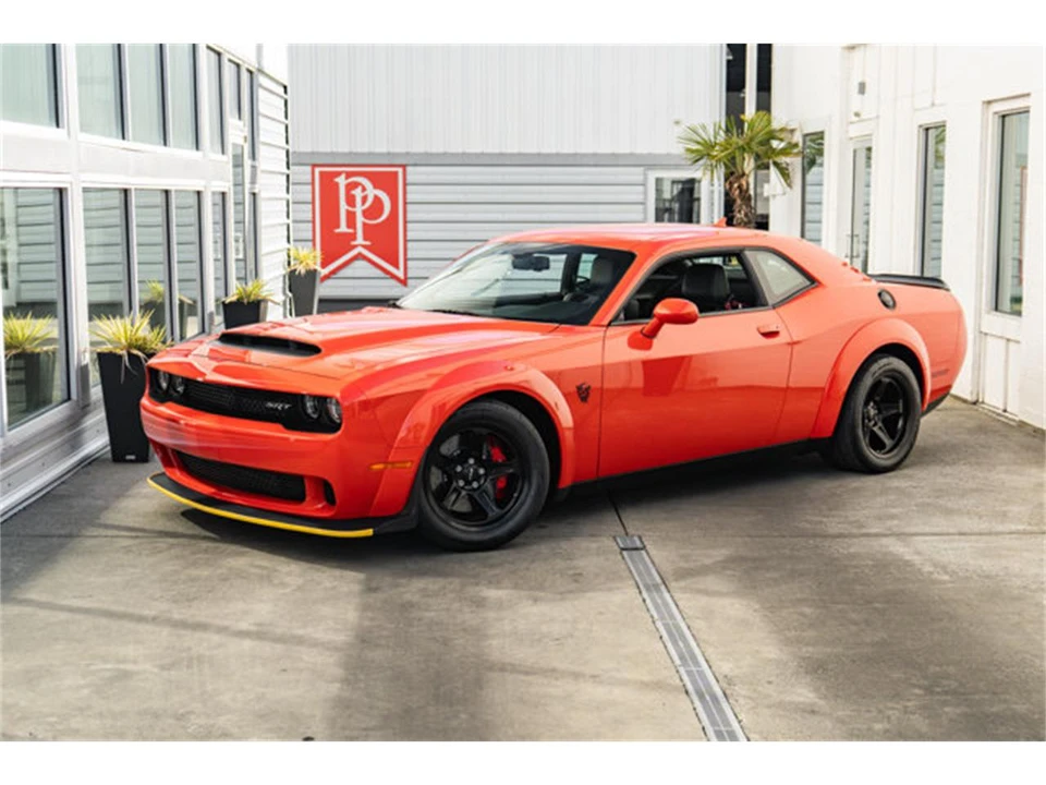 2018 Dodge Challenger 3rd Gen - Image 2 of 12