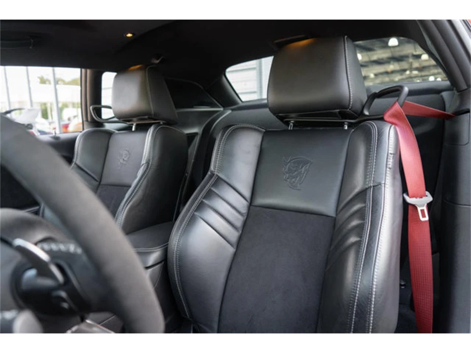2018 Dodge Challenger 3rd Gen - Image 9 of 12