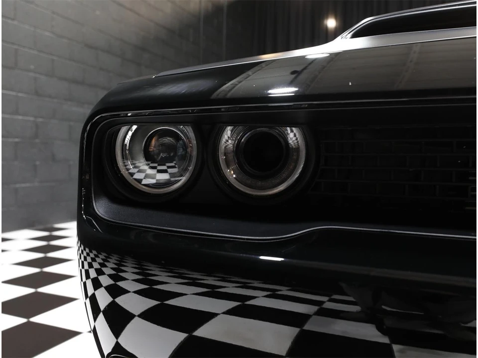 2018 Dodge Challenger 3rd Gen - Image 15 of 31