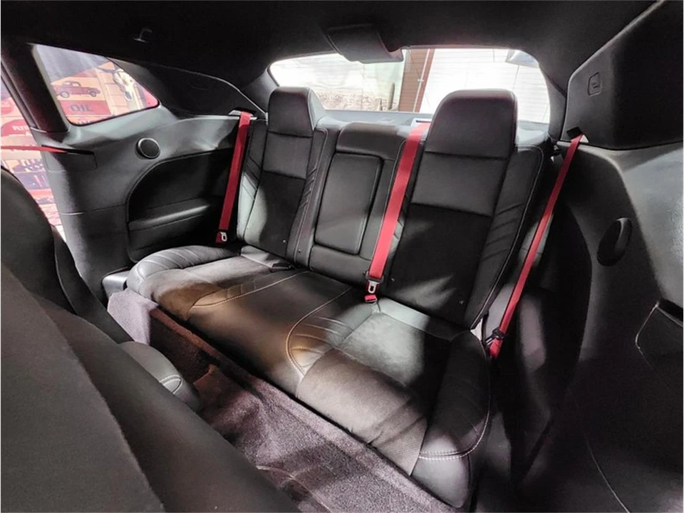 2018 Dodge Challenger 3rd Gen - Image 24 of 31
