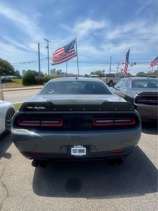 2018 Dodge Challenger SRT8 & 392 3rd Gen - Image 7 of 12