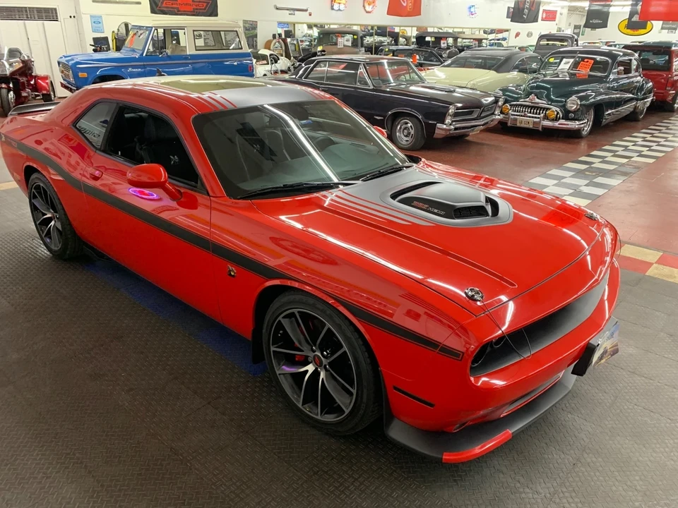 2018 Dodge Challenger SRT8 & 392 3rd Gen - Image 11 of 21