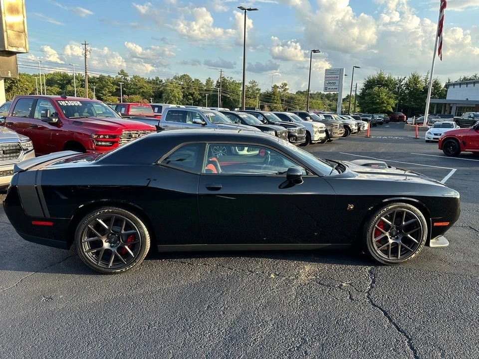 2018 Dodge Challenger SRT8 & 392 3rd Gen - Image 11 of 24