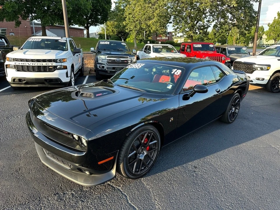 2018 Dodge Challenger SRT8 & 392 3rd Gen - Image 4 of 24