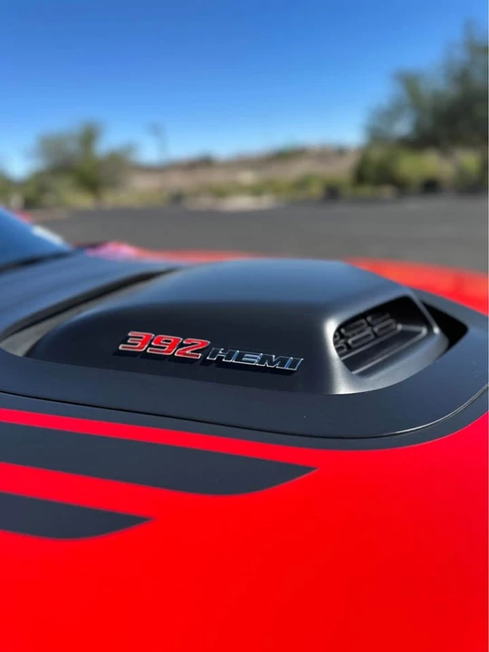 2018 Dodge Challenger - Image 6 of 9
