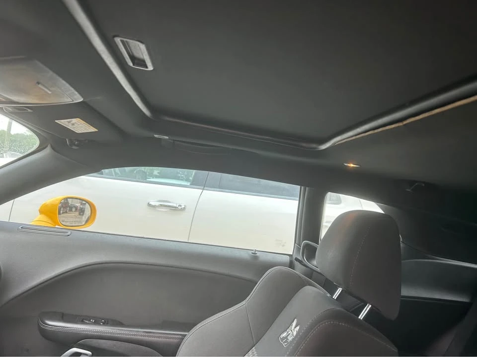 2018 Dodge Challenger SRT8 & 392 3rd Gen - Image 4 of 9