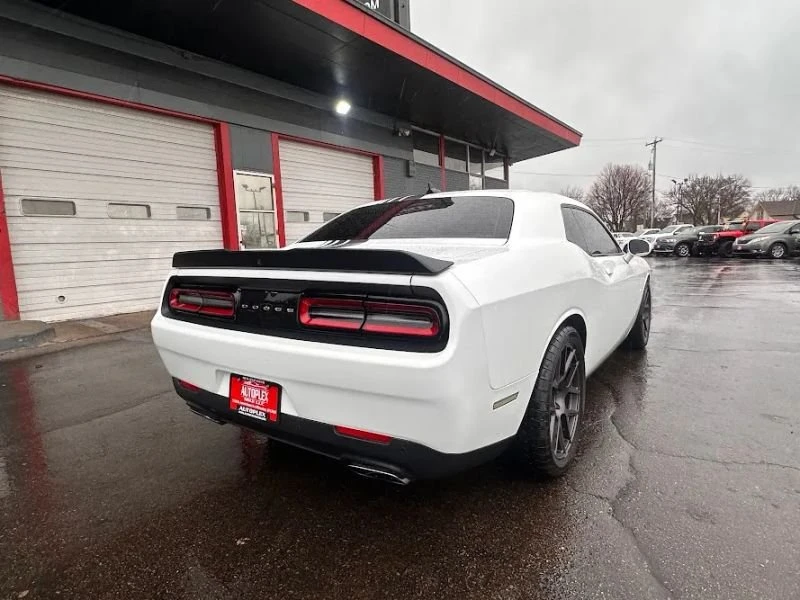 2018 Dodge Challenger SRT8 & 392 3rd Gen - Image 9 of 17