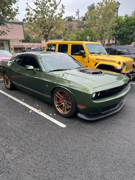 2018 Dodge Challenger 392 Hemi Scat Pack Shaker