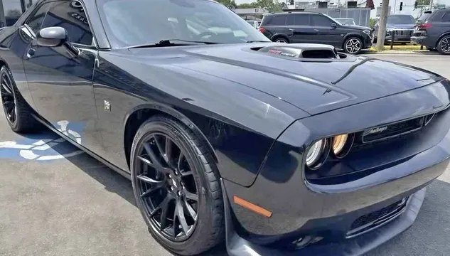 2018 Dodge Challenger 392 Hemi Scat Pack Shaker Coupe 2D