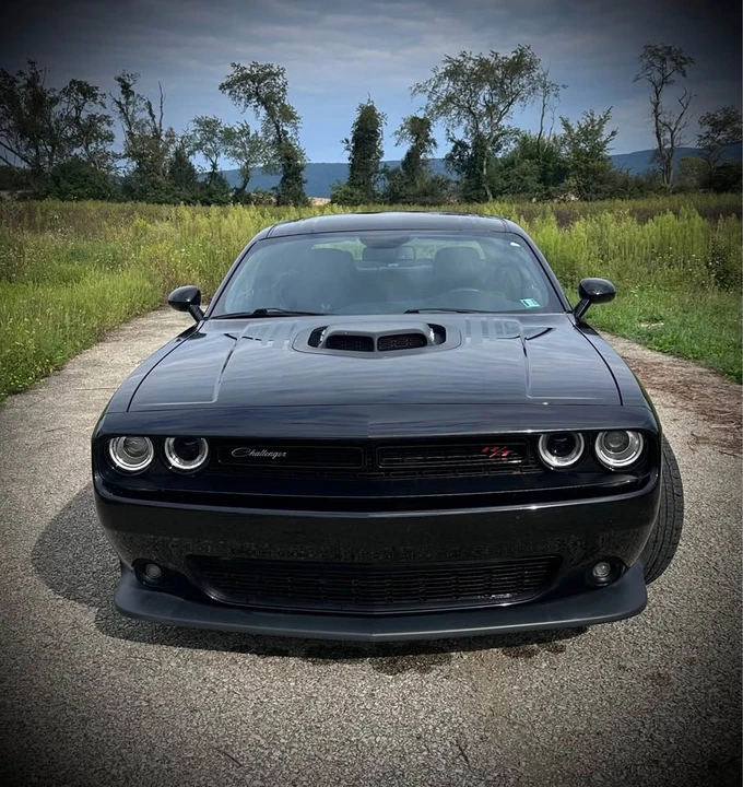 2018 Dodge Challenger SRT8 & 392 3rd Gen - Image 2 of 10