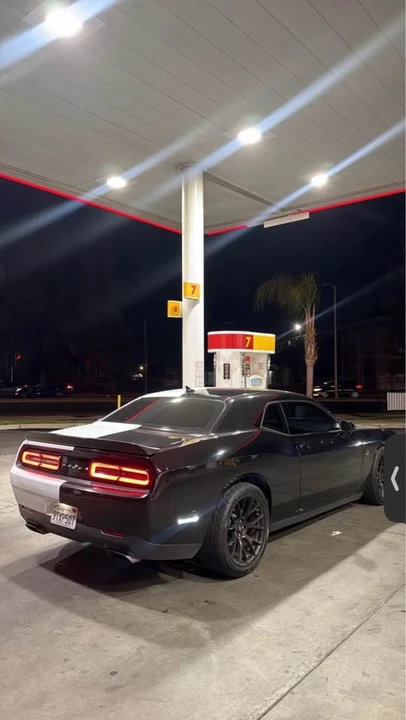2018 Dodge Challenger SRT8 & 392 3rd Gen - Image 4 of 9