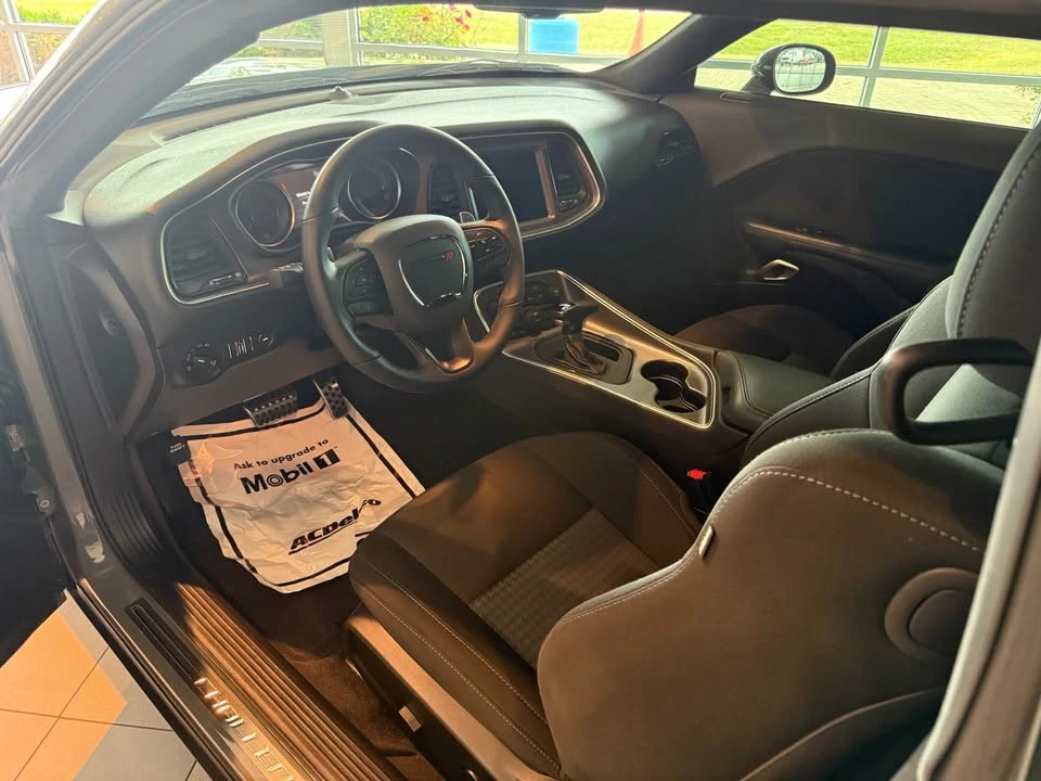 2018 Dodge Challenger SRT8 & 392 3rd Gen - Image 6 of 7