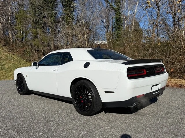 2018 Dodge Challenger SRT8 & 392 3rd Gen - Image 8 of 12