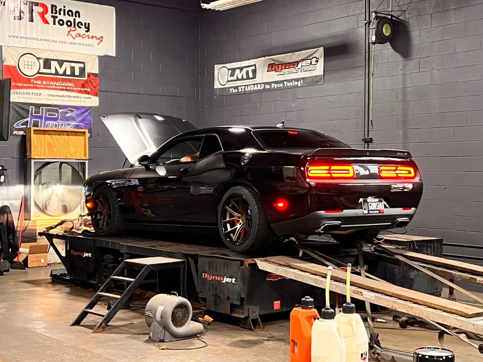 2018 Dodge Challenger SRT8 & 392 3rd Gen - Image 18 of 24