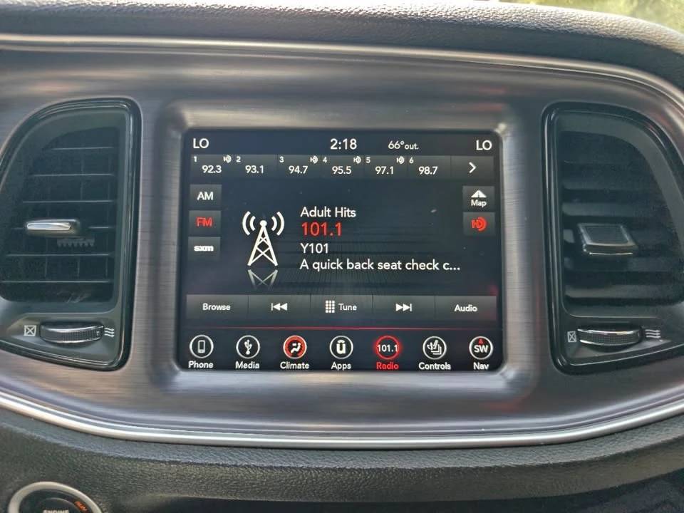 2018 Dodge Challenger 3rd Gen - Image 18 of 20