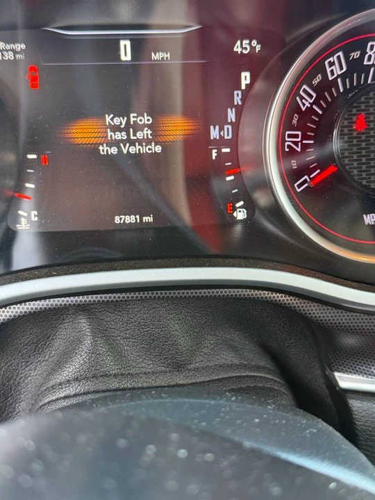 2018 Dodge Challenger 3rd Gen - Image 16 of 24