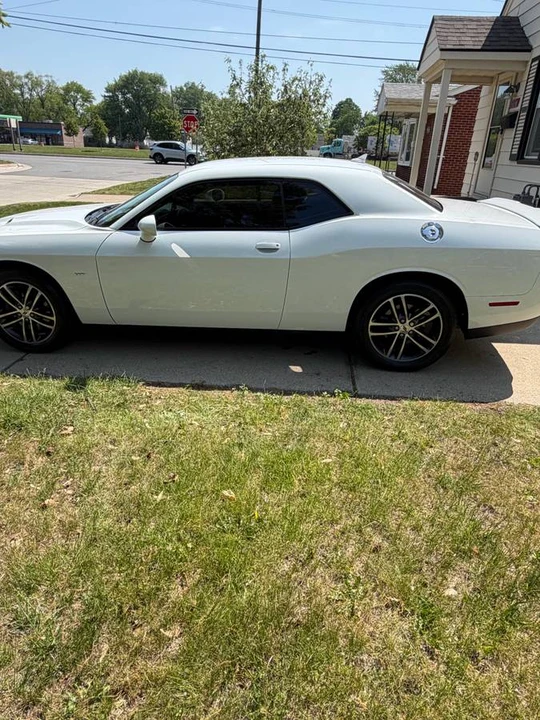 2018 Dodge Challenger 3rd Gen - Image 4 of 24