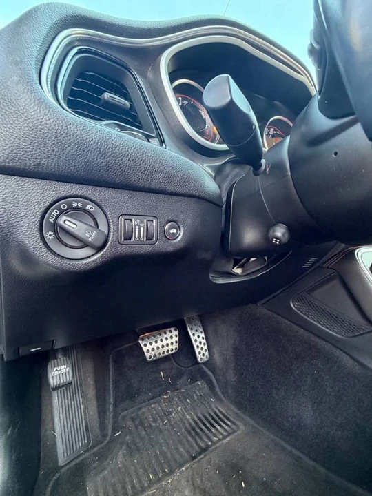 2018 Dodge Challenger 3rd Gen - Image 15 of 24