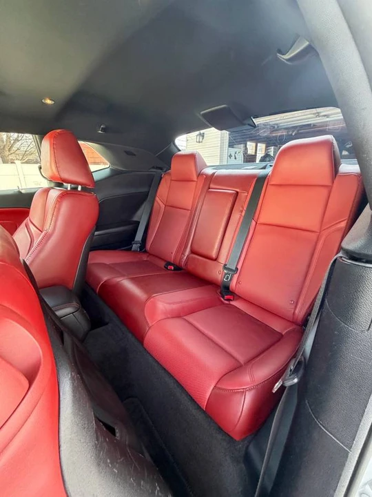 2018 Dodge Challenger 3rd Gen - Image 19 of 24