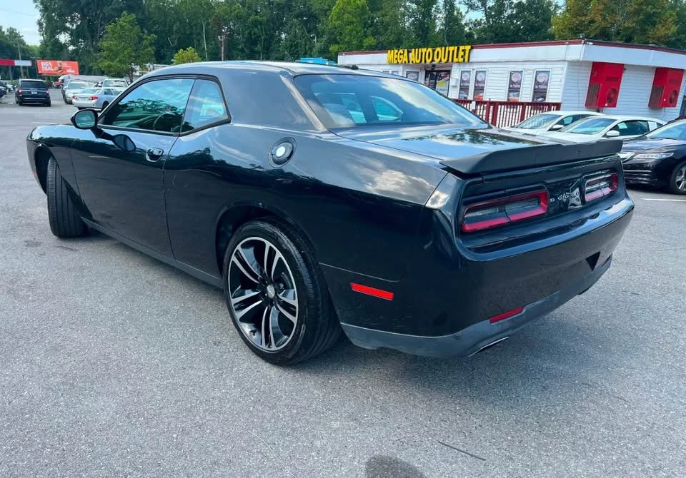 2018 Dodge Challenger 3rd Gen - Image 5 of 8