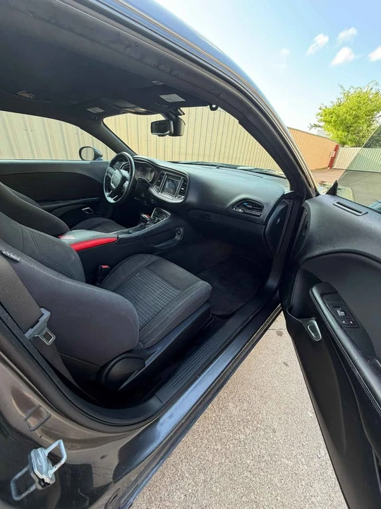 2018 Dodge Challenger 3rd Gen - Image 6 of 9