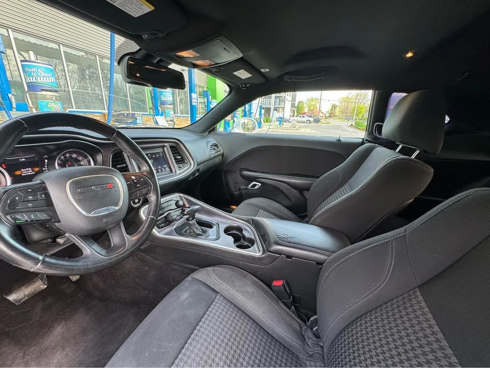 2018 Dodge Challenger 3rd Gen - Image 5 of 9