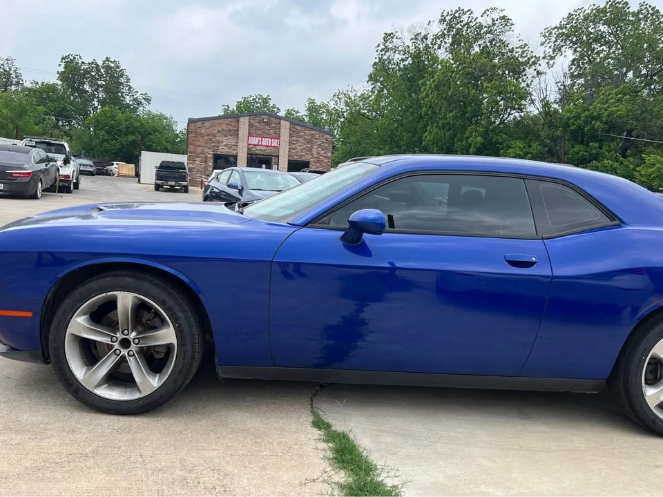 2018 Dodge Challenger 3rd Gen - Image 2 of 12