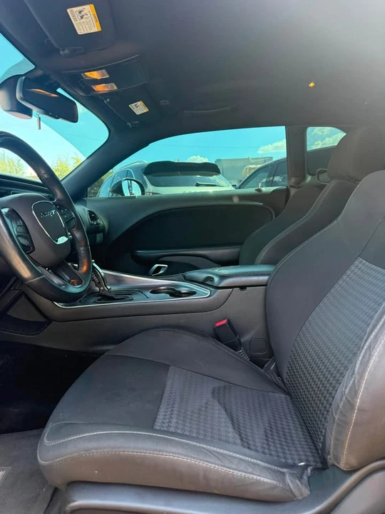 2018 Dodge Challenger 3rd Gen - Image 5 of 9