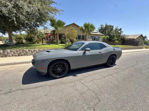 2018 Dodge Challenger Coupe 2D