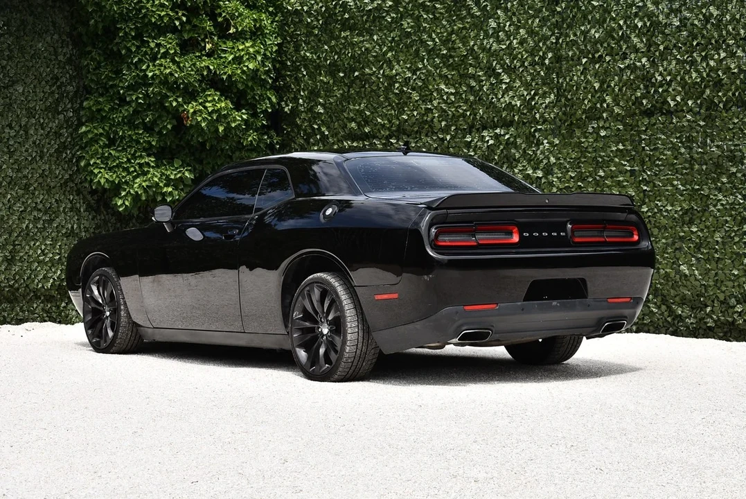 2018 Dodge Challenger 3rd Gen - Image 14 of 30