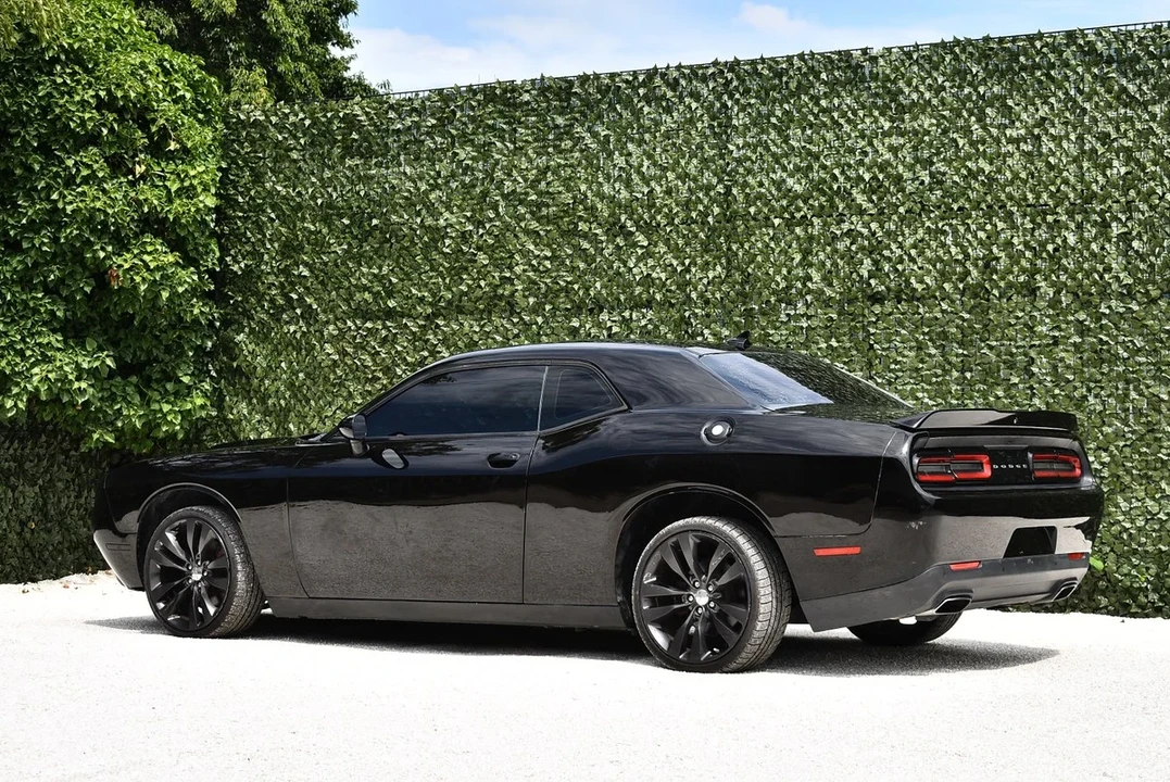 2018 Dodge Challenger 3rd Gen - Image 15 of 30