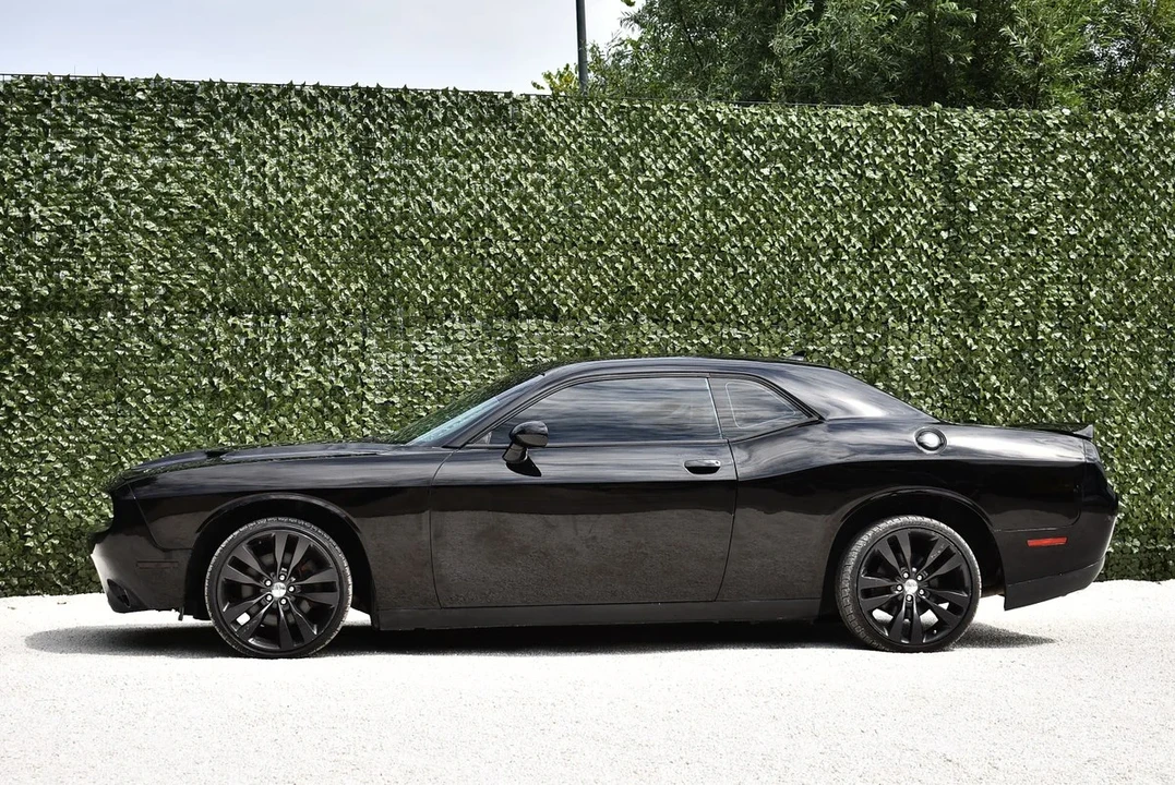 2018 Dodge Challenger 3rd Gen - Image 17 of 30