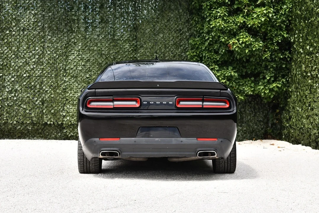 2018 Dodge Challenger 3rd Gen - Image 10 of 30