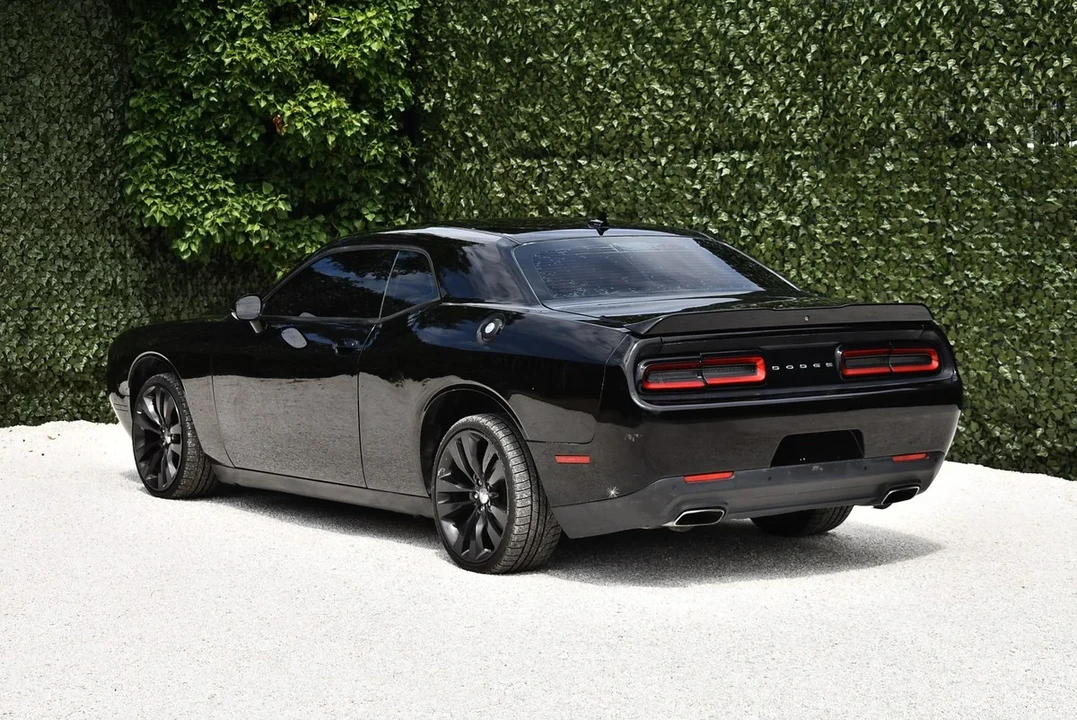 2018 Dodge Challenger 3rd Gen - Image 13 of 30