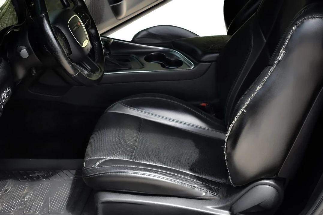 2018 Dodge Challenger 3rd Gen - Image 21 of 30