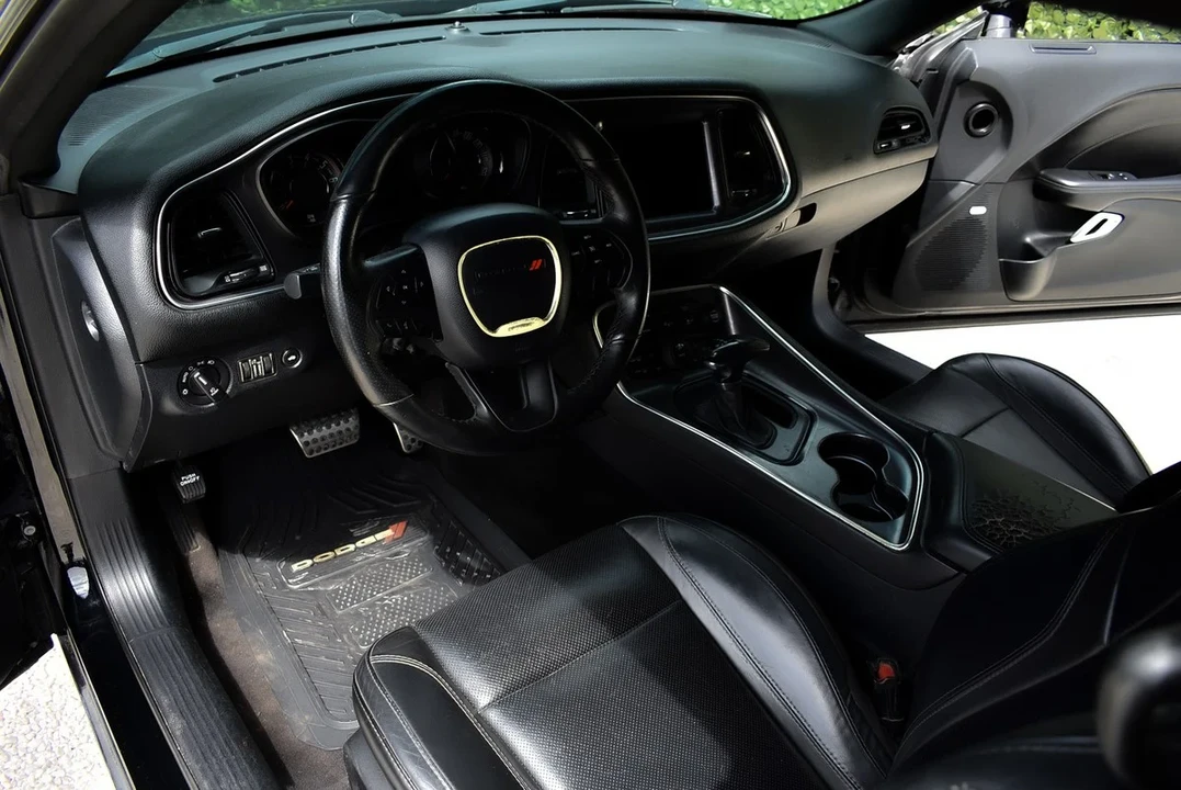 2018 Dodge Challenger 3rd Gen - Image 22 of 30