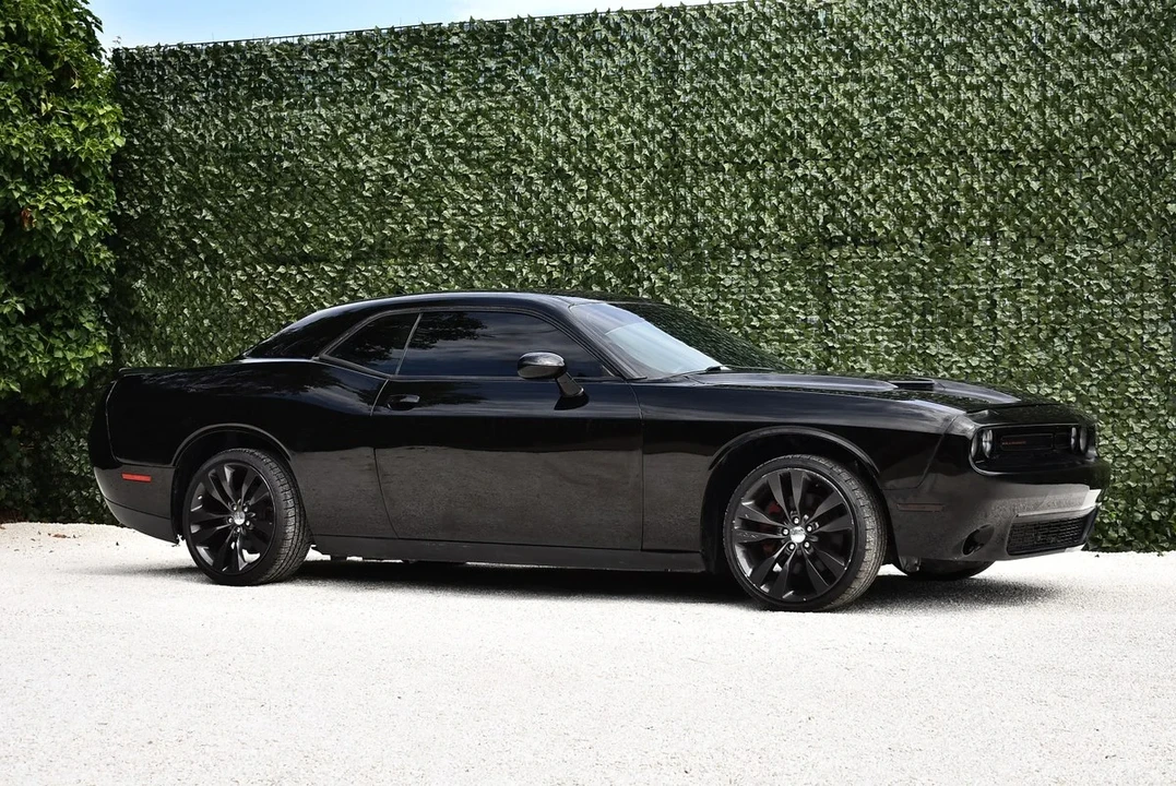 2018 Dodge Challenger 3rd Gen - Image 7 of 30