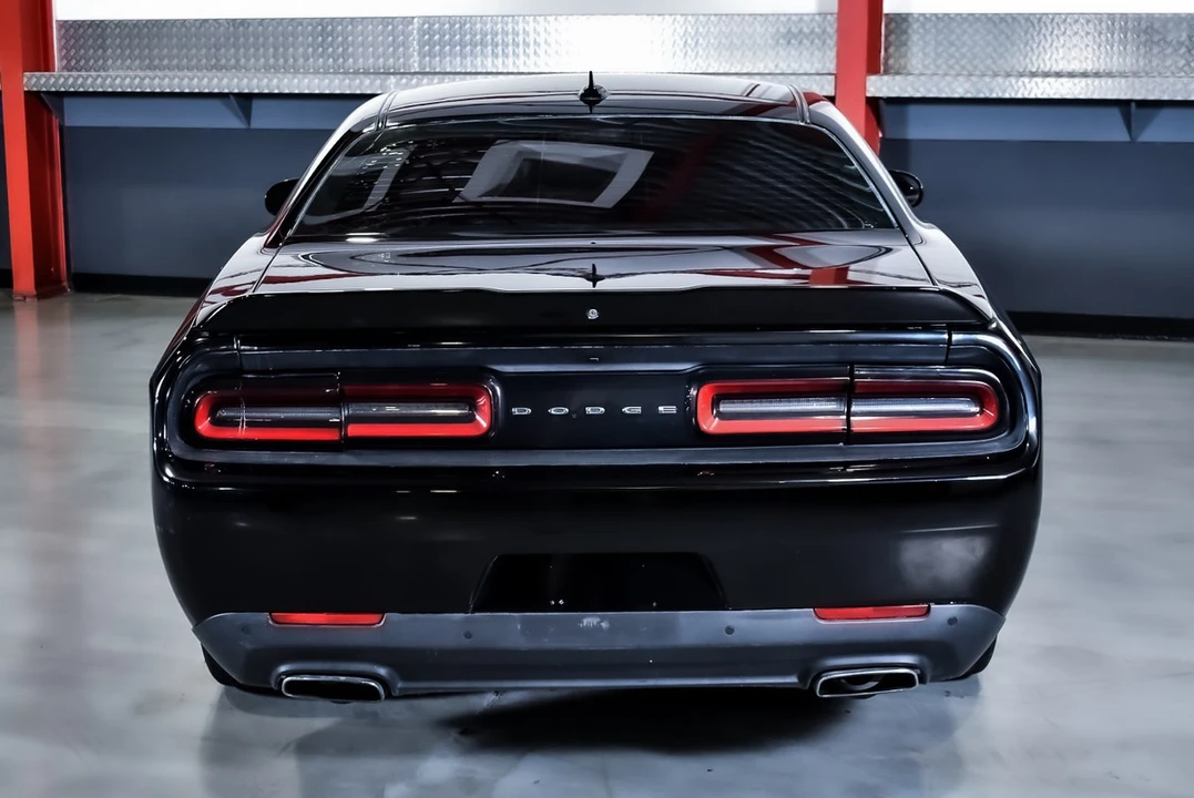 2018 Dodge Challenger 3rd Gen - Image 13 of 31