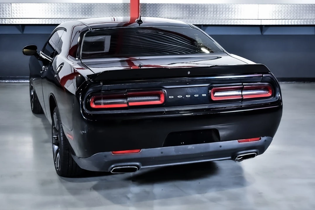 2018 Dodge Challenger 3rd Gen - Image 14 of 31