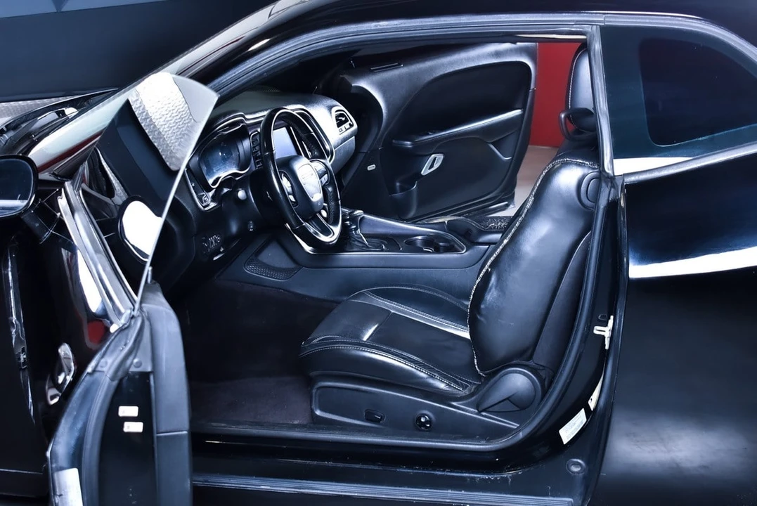 2018 Dodge Challenger 3rd Gen - Image 25 of 31